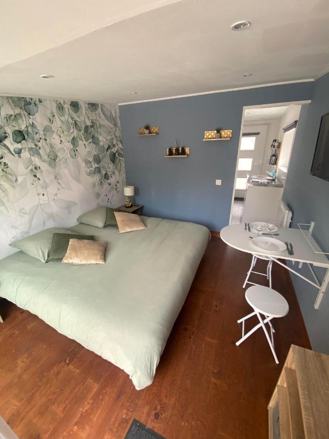 Studio 8 Sancourt  Exteriör bild